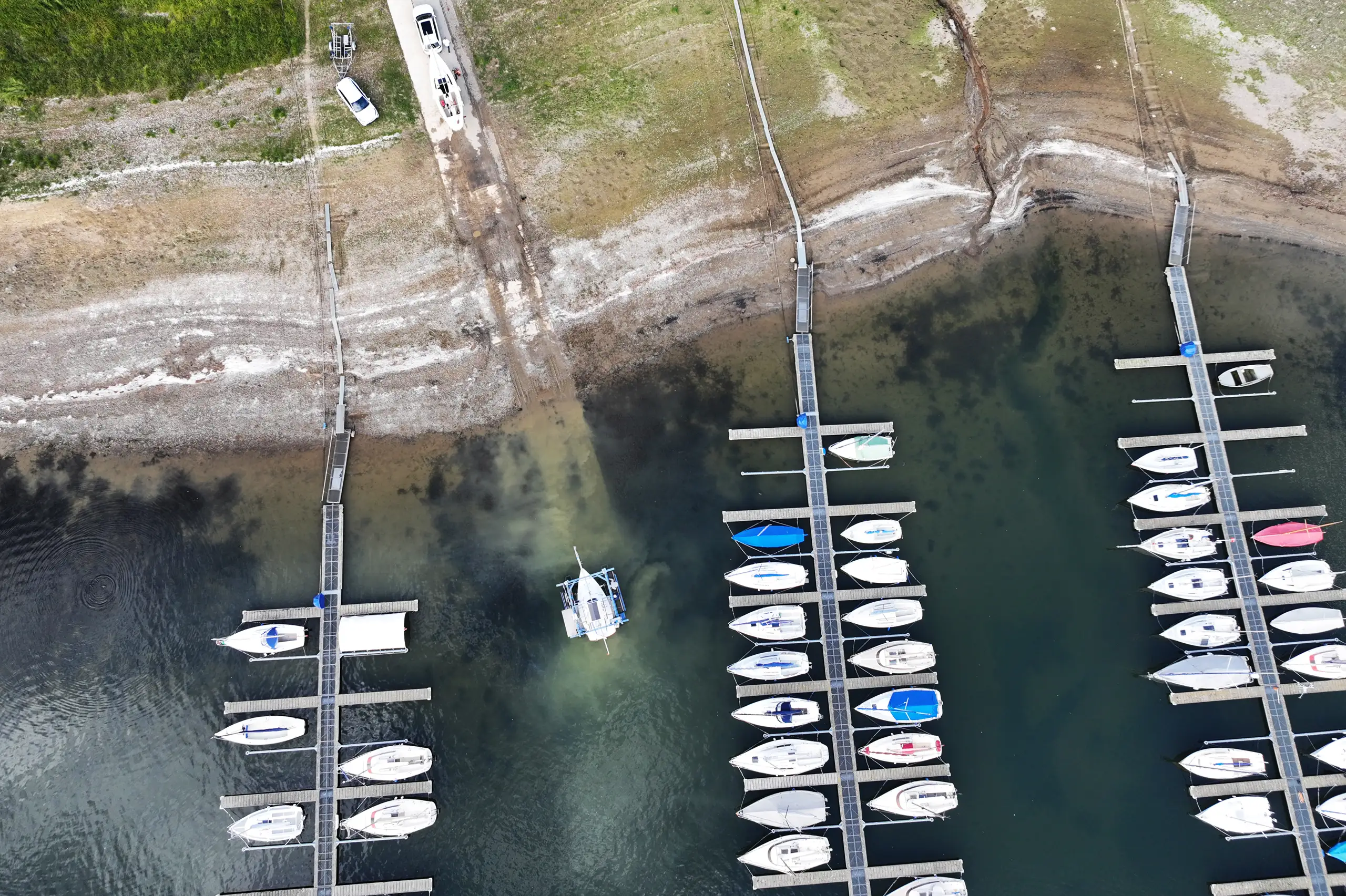 YCWA-Moehnesee-Clubgelaende-Kranen
